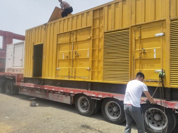 海盐除了负载情况和发动机维护,还有哪些因素会影响 200kw 柴油发电机的油耗?