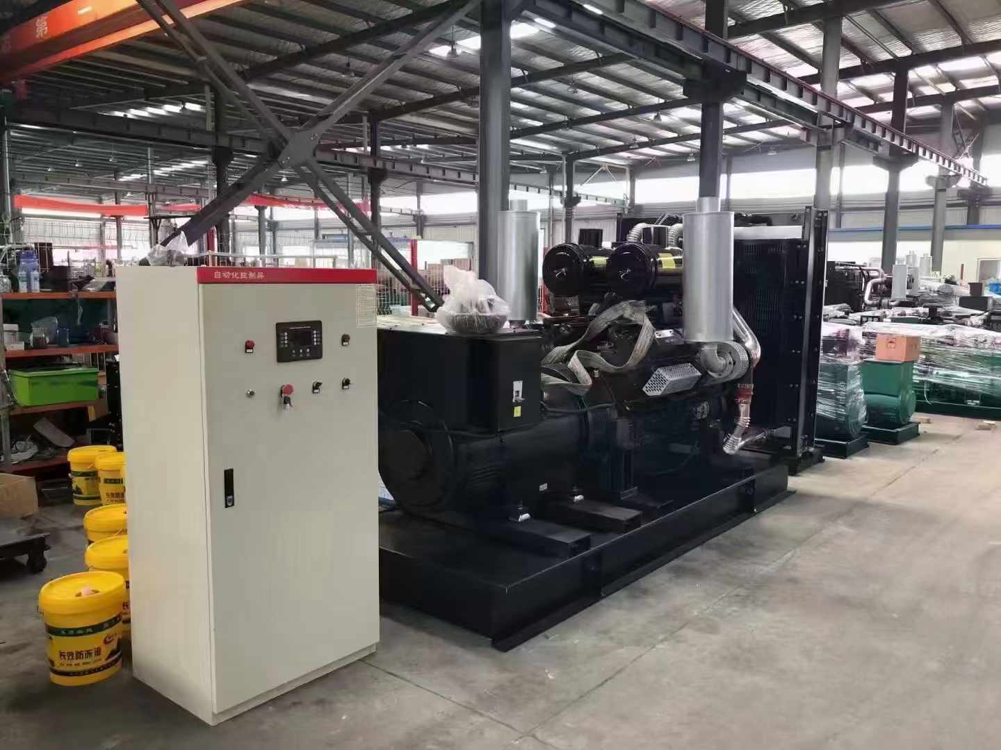 海盐柴油发电机运行时的噪音和振动水平如何?