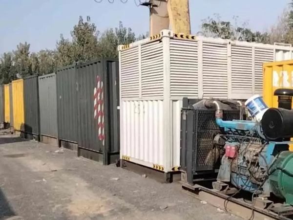 海盐200KW柴油发电机机组每小时油耗是多少?